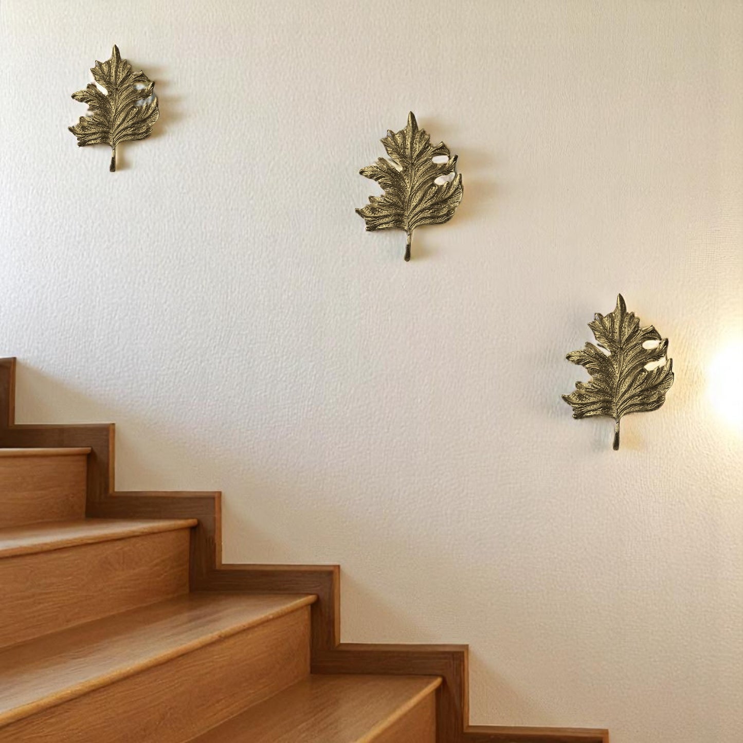 Gold Leaf Wall Sconce – Elegant Nature-Inspired Brass Light Fixture for Hallway, Bedroom, Powder Room | Handmade Accent Lighting