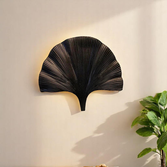 Black Ginkgo Leaf Wall Sconce – Nature-Inspired Sculptural Light Fixture for Japandi, Minimalist & Modern Interiors