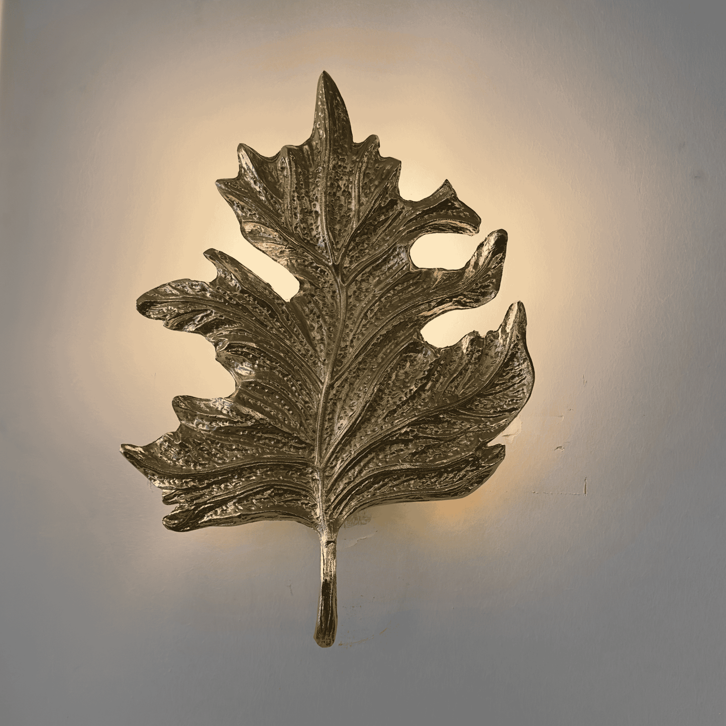Gold Leaf Wall Sconce – Elegant Nature-Inspired Brass Light Fixture for Hallway, Bedroom, Powder Room | Handmade Accent Lighting