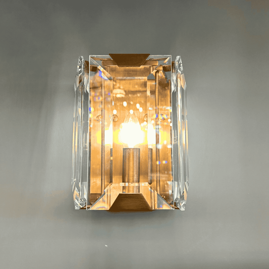 Modern crystal glass wall sconce with brushed brass finish and E14 socket