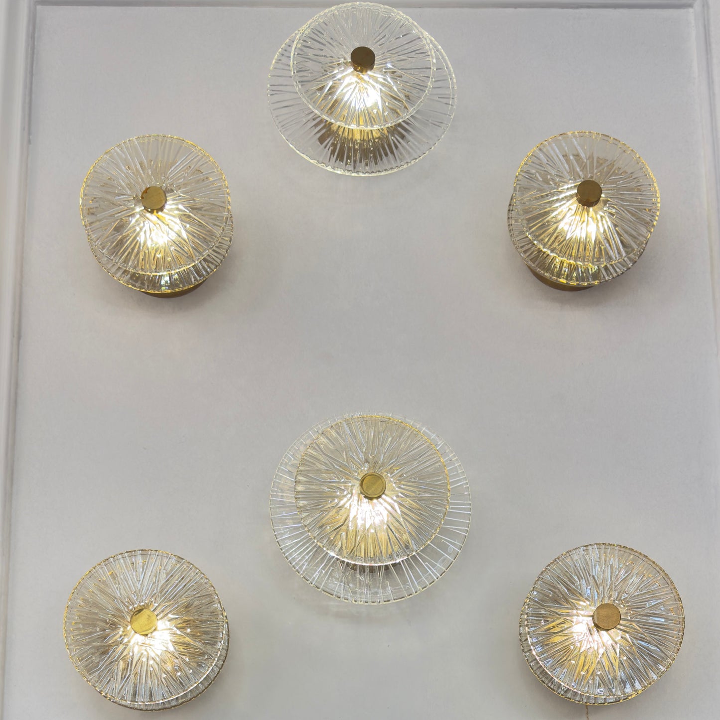 Solaris Radiant Glass Wall Light Fixture