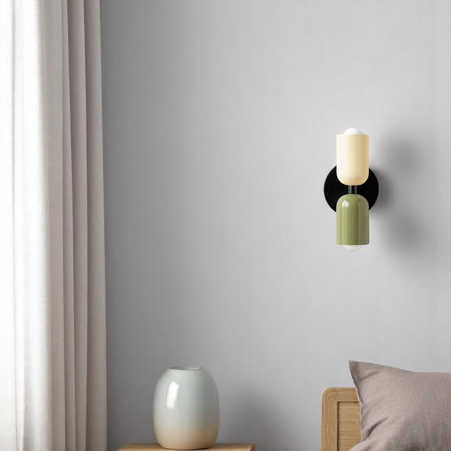 Minimalist Dual-Head Wall Sconce